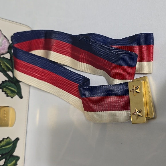 GUCCI SMALL SYLVIE WHITE CALFSKIN SHOULDER BAG - Picture 5 of 17